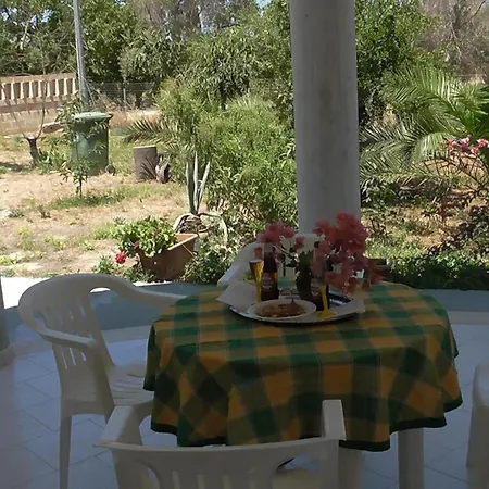 בית נופש Kleine Mit Geschlossenem Garten In