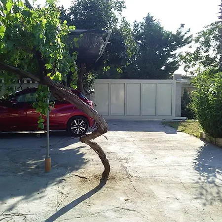 Kleine Mit Geschlossenem Garten In בית נופש